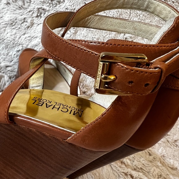 EUC [Michael Kors] Strappy Brown Leather Platform Peep Toe Wedges High Heels | 8 - Picture 4 of 11